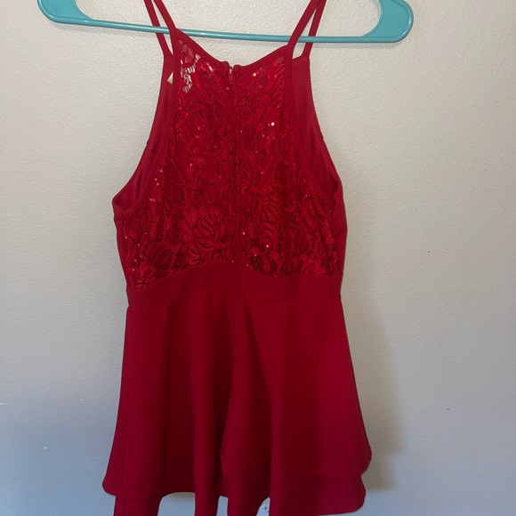 Short red dress with sparkly lace back - Picture 2 of 2